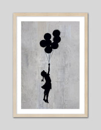 Girl Flying with Balloons - The Good Poster Co. - Paper Size : 29.7 x 42.0 cm A3