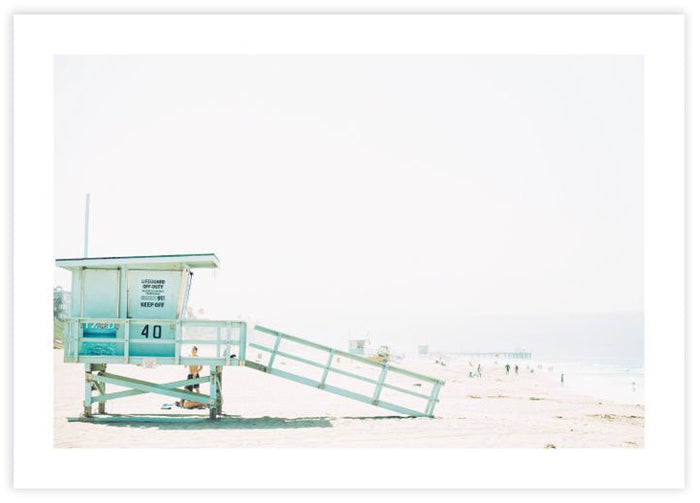 Lifeguard Tower - The Good Poster Co. - Paper Size : 42.0 x 59.4 cm A2